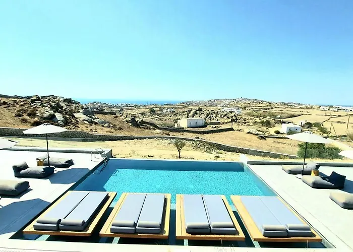 Pool Two-Bedroom Maisonette